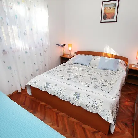 Miletic Apartment Trogir